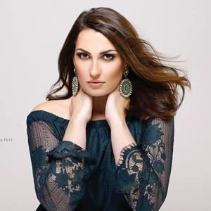 Meet your Posher, Lizzie